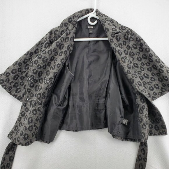 A. Byer Jacket Women's Batwing Sleeve Belted Parka Animal Print Gray Black Small - Picture 9 of 12